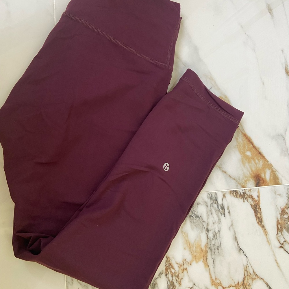 Lululemon wunder train red wine 25 inches Leggings
